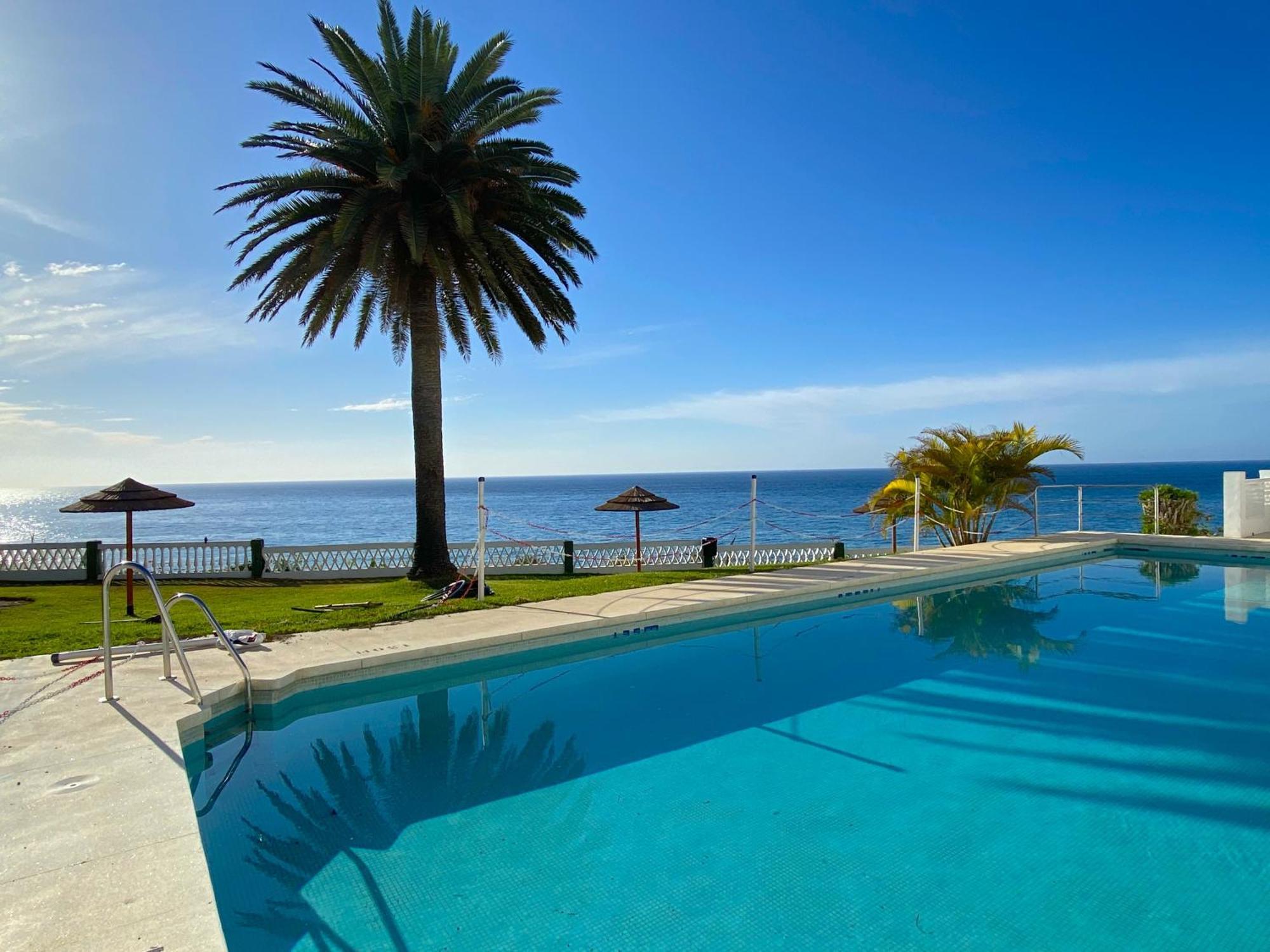 Acapulco Playa 301 Apartments Casasol Нерха Екстериор снимка