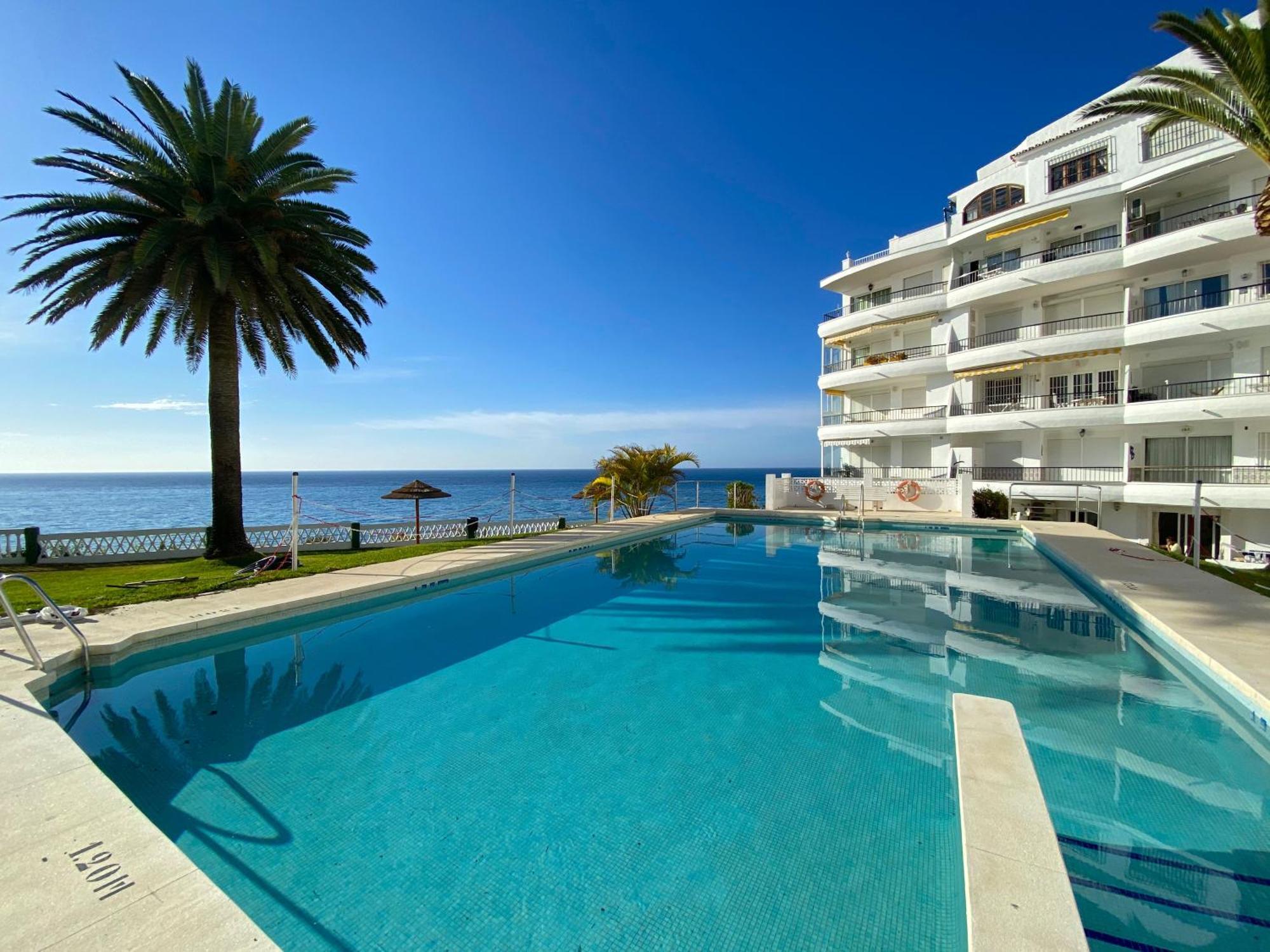 Acapulco Playa 301 Apartments Casasol Нерха Екстериор снимка